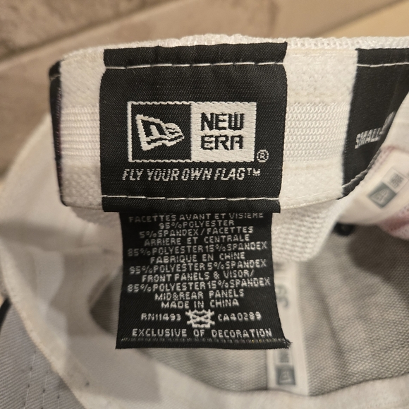 NY Yankees 39Thirty Mesh Back Size Small-Medium New Era Genuine MLB Stitched - Picture 7 of 12